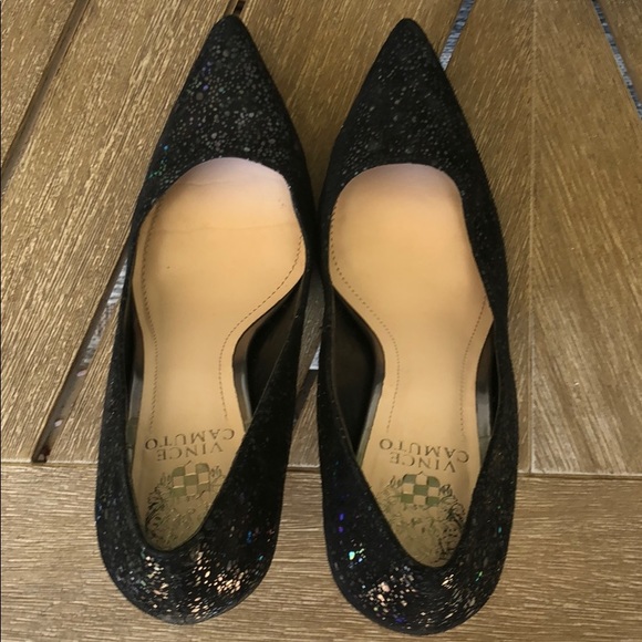 (Sold) Vince Camuto Harty Heels Black Iridescent - Picture 5 of 8